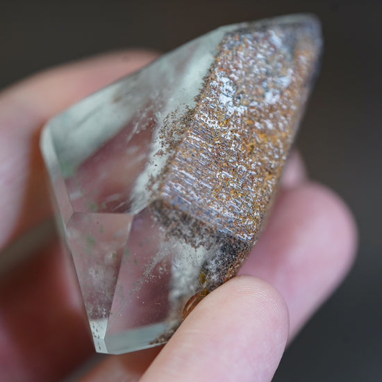 Garden Quartz gem with up close shot of Iron dusting on surface