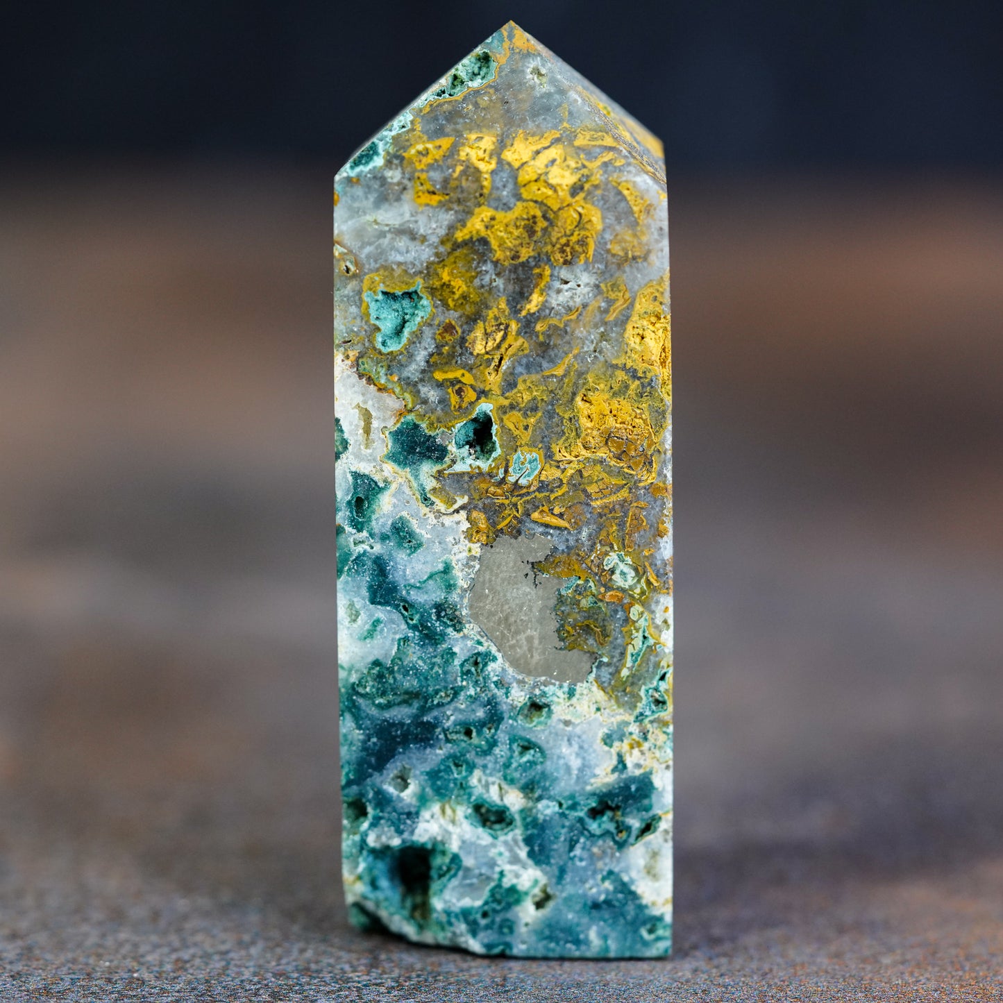 Majestic Ocean Jasper Tower with Golden Hues - Beacon of Earth's Artistry