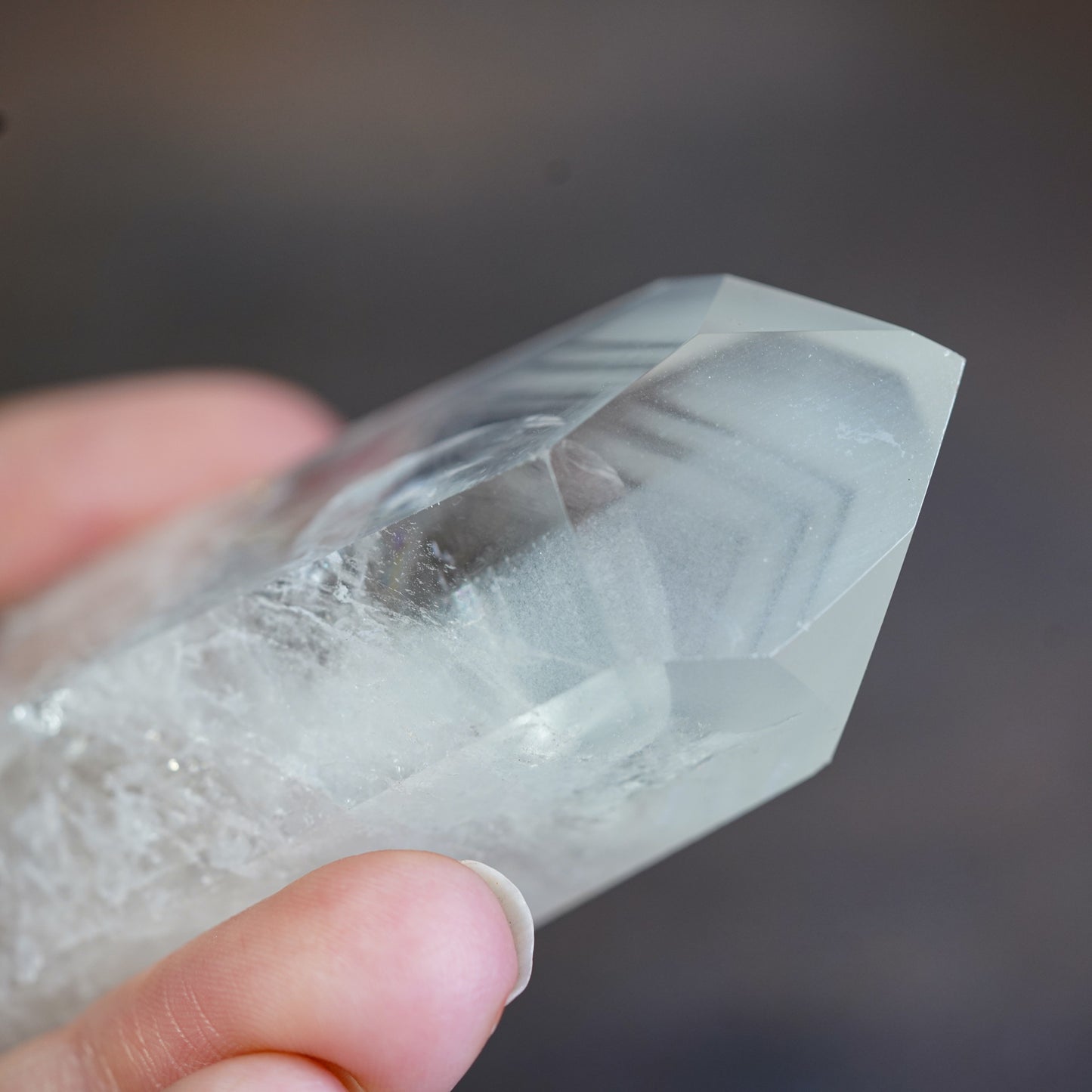 Phantom Quartz Point with a Multitude of Phantom Formations