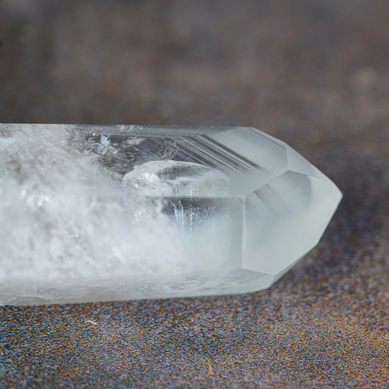 Phantom Quartz Point with a Multitude of Phantom Formations