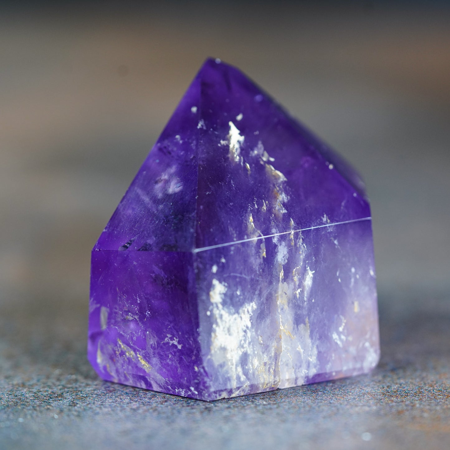 Lavender Light Small Amethyst Zenith Tower